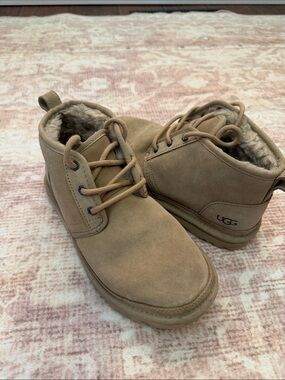 Women's UGG Neumel Boots